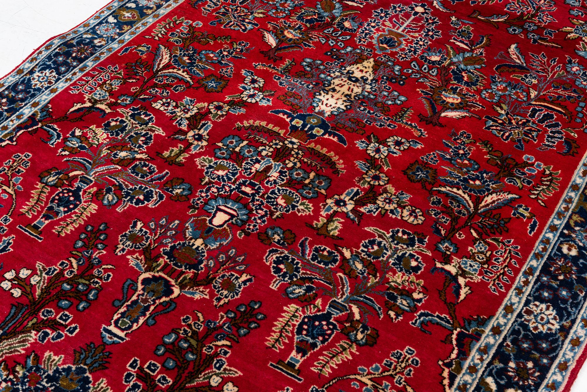 Carpet, Isfahan, approx. 260 x 160 cm.