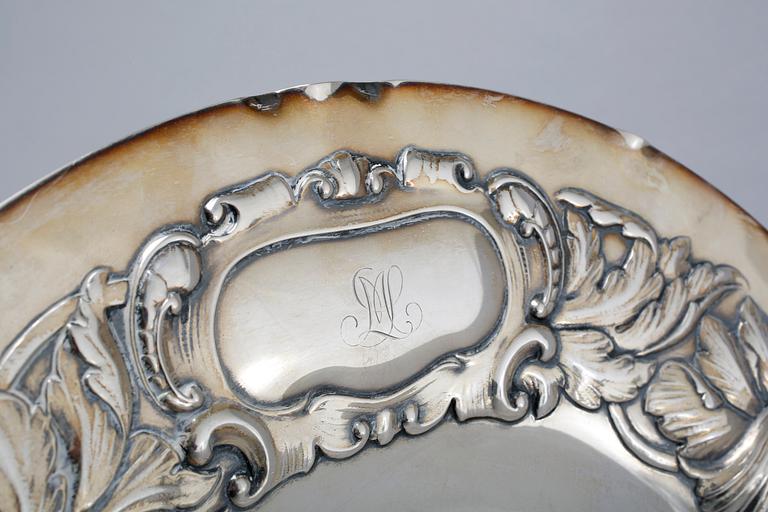 A silver plate by GAB, Stockholm, 1937.