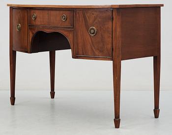 SIDEBOARD. England, tidigt 1900-tal.