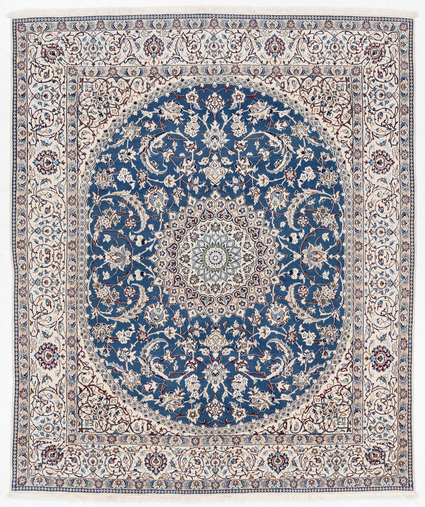 Matta, Nain, ca 230 x 194 cm.