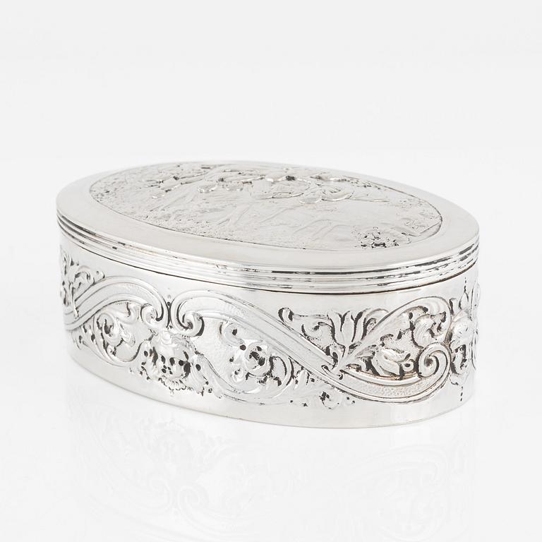 An English Silver Box, mark of Solomon Hougham, London 1799.