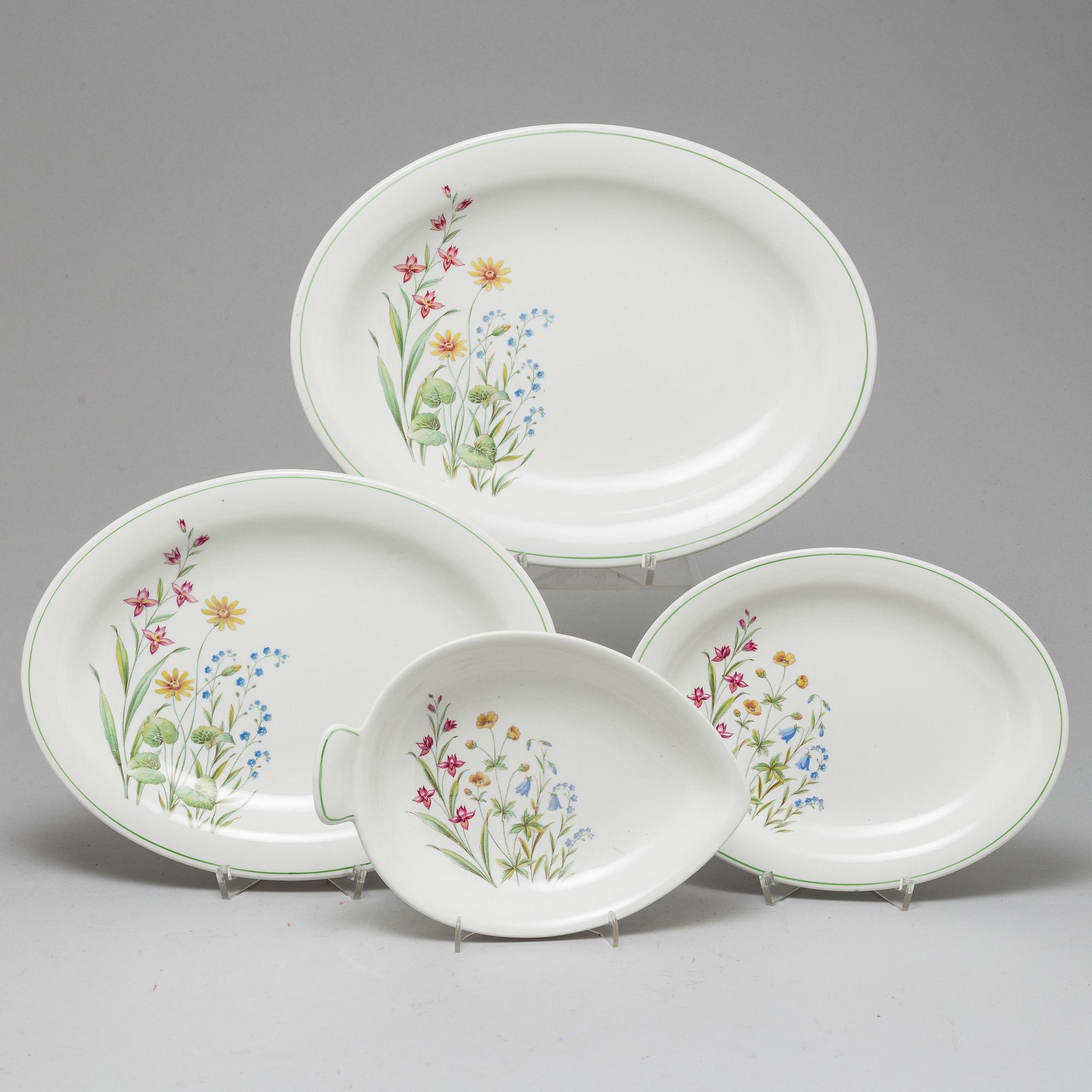 A part 'Vår' dinner creamware service, from Rörstrand (57 pieces).