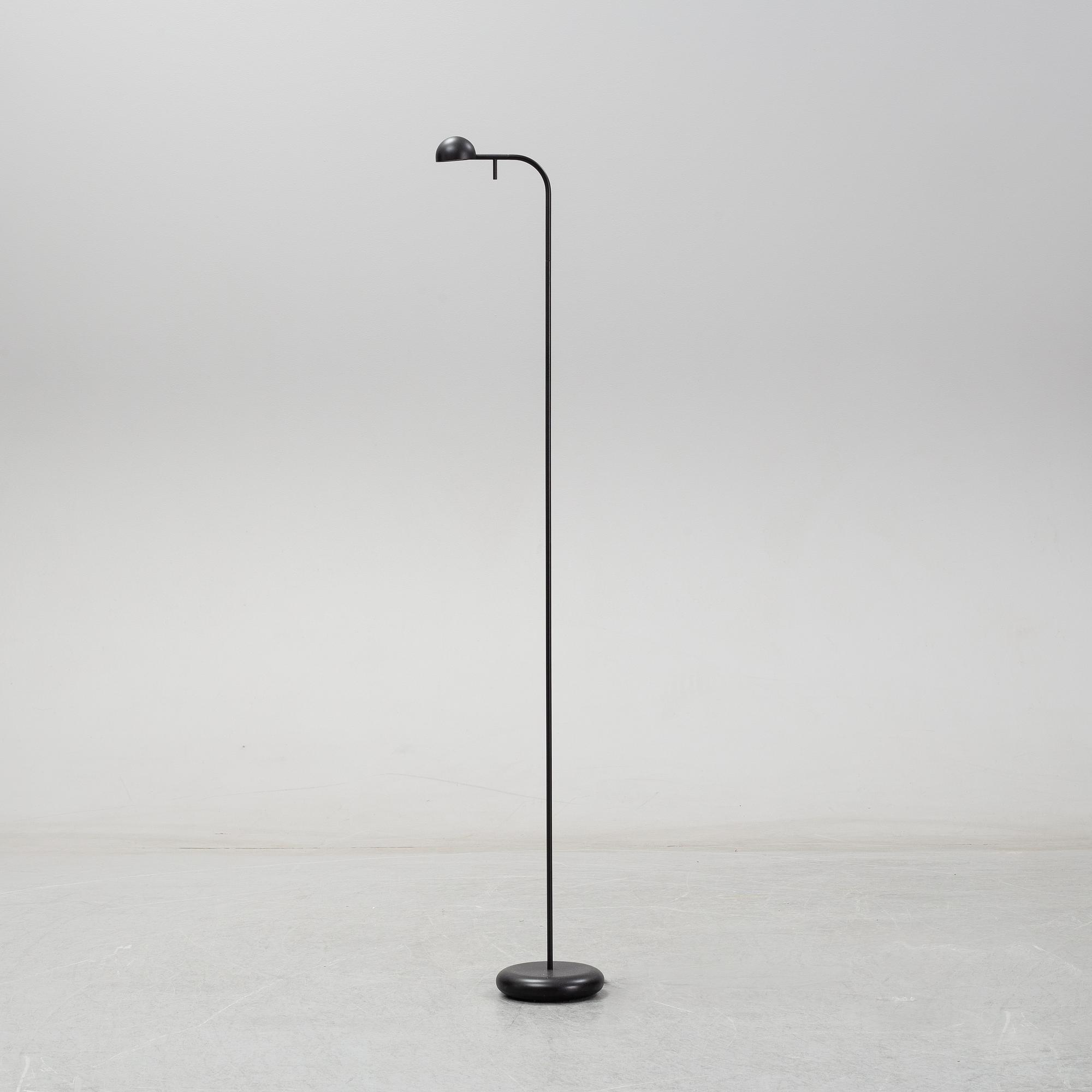 Ichiro Iwasaki, "Pin" golvlampa, Vibia, 2000-tal.