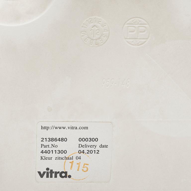 Charles & Ray Eames, gungstol, "Eames plastic armchair RAR", Vitra, 2012.