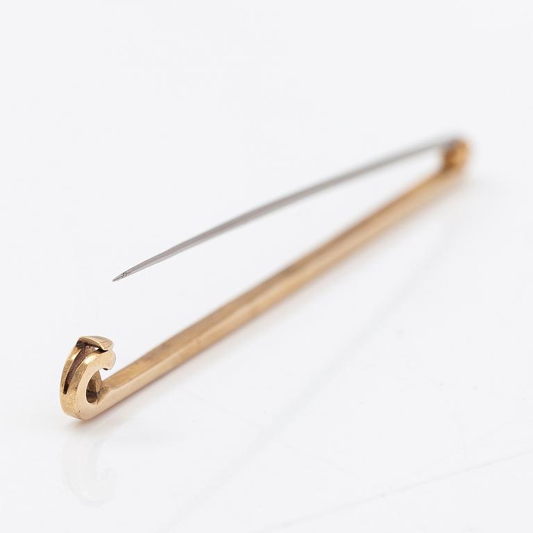 Tie pin/brooch, 9K gold with steel pin. Unmarked.