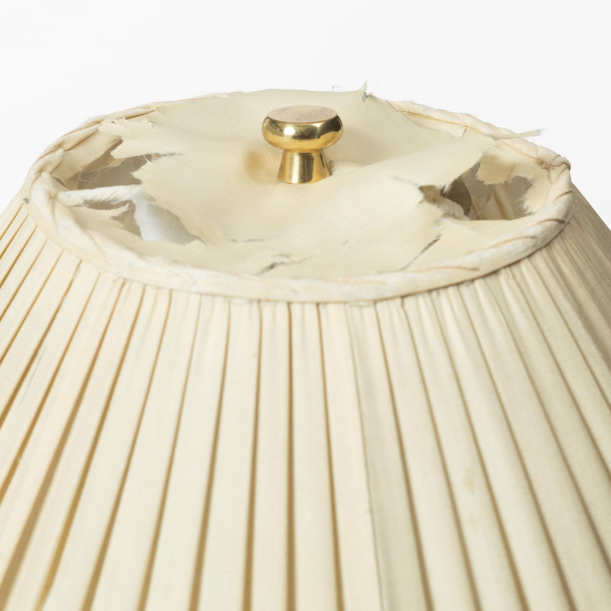 Josef Frank, Table lamp, model 2467, Svenskt Tenn.