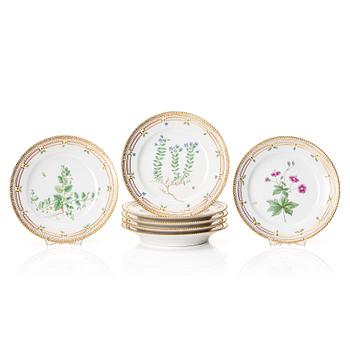 A set of seven Royal Copenhagen 'Flora Danica' plates, Denmark, 20th Century.