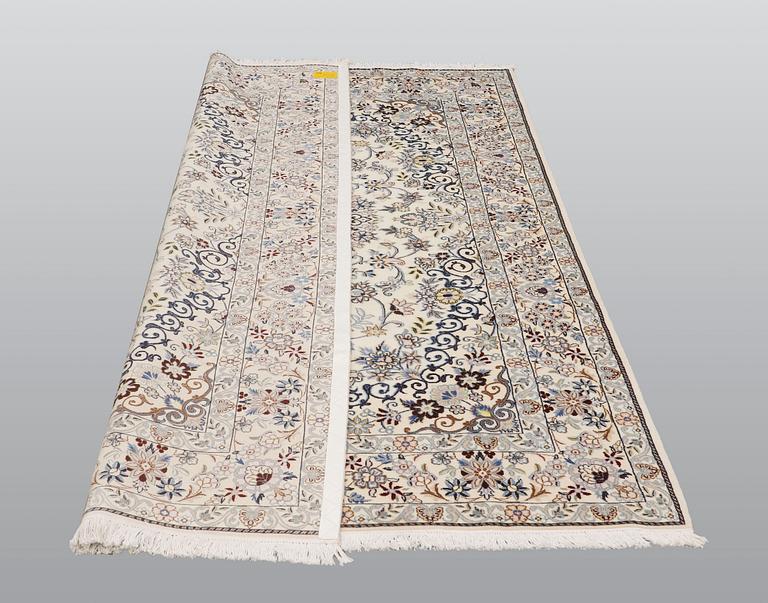 Matta, Nain part silk s.k 9LAA, ca   260 x 175 cm.