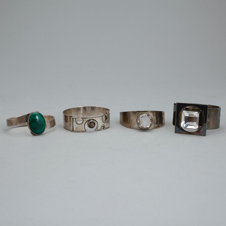 PARTI SMYCKEN, 5 stycken, silver, bland annat Sverige och Finland, 1900-talets andra hälft. Total vikt ca 315 gram.