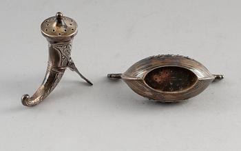 SALTKAR, 2 st, sterlingsilver, Norge. Total vikt utan glasinsats ca 36 g. .