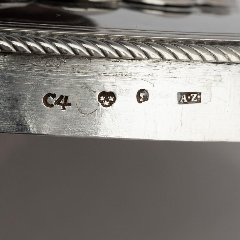Kilian Kelson, tekanna, silver, Stockholm 1756. Rokoko.
