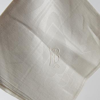 Napkins 12 pcs and 6 pcs damask early 20th century.
