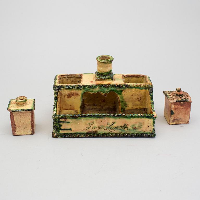 SKRIVSTÄLL, lergods, 1800-tal.