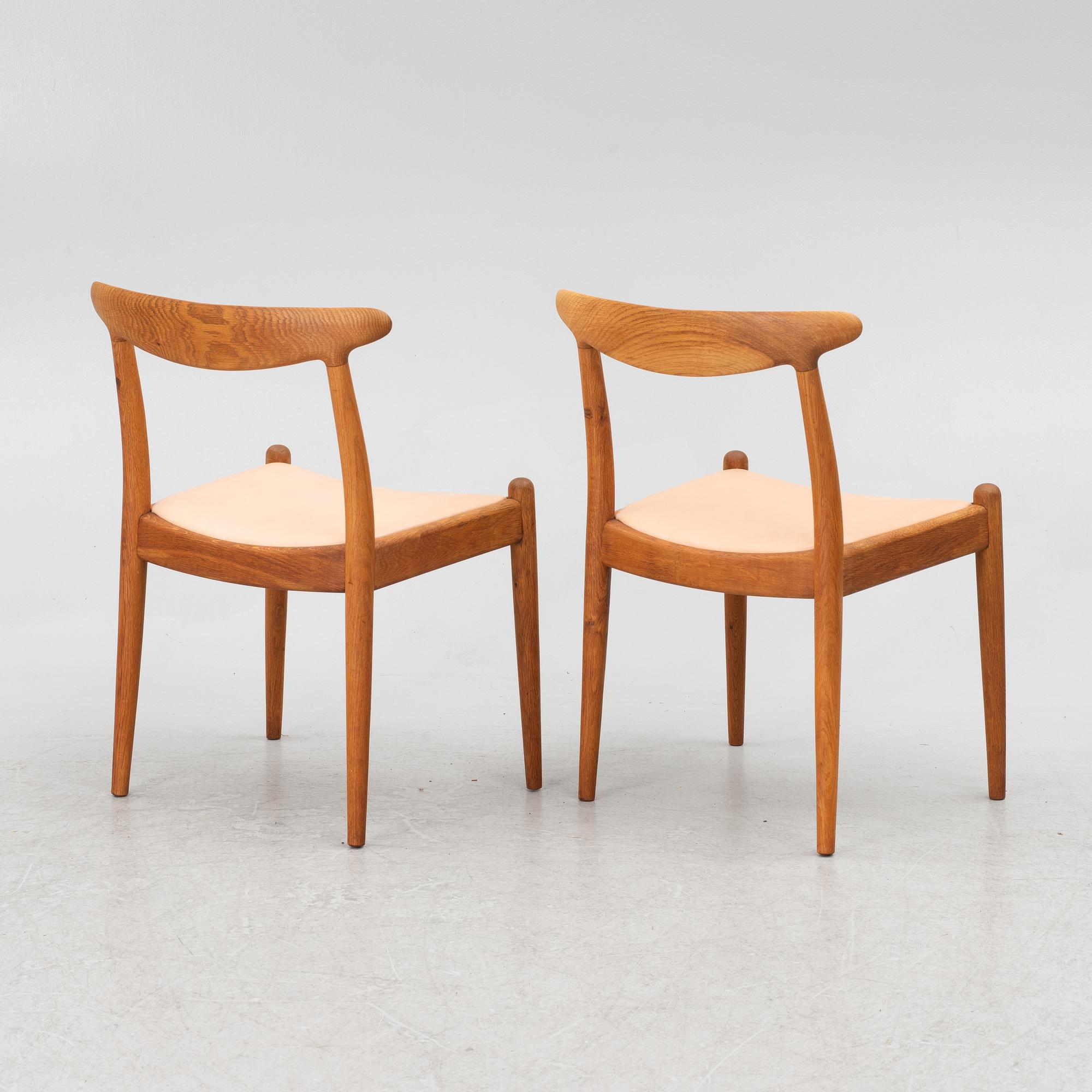 Hans J. Wegner, 6 model "W1" chairs, C.M. Madsens Fabriker, Denmark 1950s.