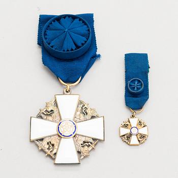 Finlands vita ros' orden, riddartecken och dess miniatyrorden, klass I. Förgyllt silver, emalj. Tillander, Helsingofrs.