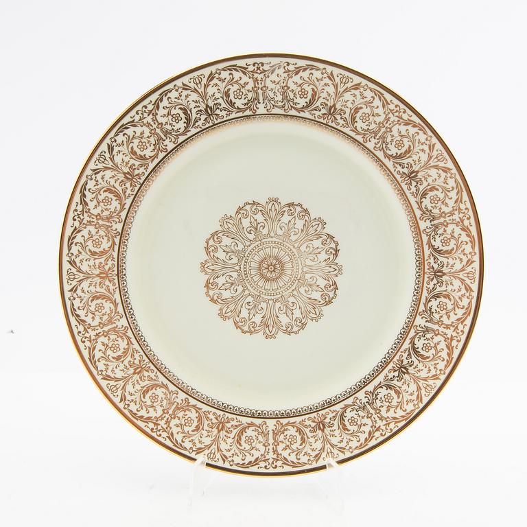 Dinner plates 12 pcs mid-20th century porcelain.