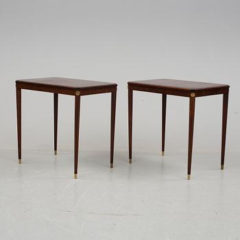 SIDOBORD, 2 st. Gustaviansk stil, 1900-talets mitt.