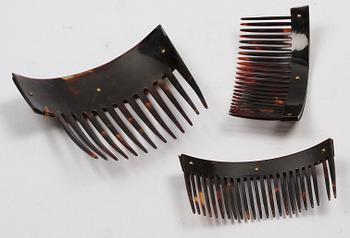 HÅRKAMMAR, 3 st, sköldpadd och metall, tidigt 1900-tal, Spanien.