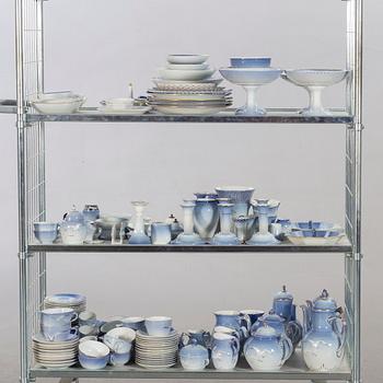 A Måsen coffee and tea service ca 145 pcs Bing & gröndahl Denmark 19th/20th century.