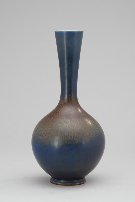 A Berndt Friberg stoneware vase, Gustavsberg Studio 1964.