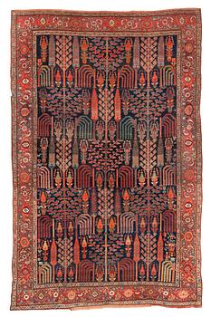 1196. ANTIQUE/SEMI-ANTIQUE BIDJAR. 352 x 229,5 cm (as well as approximately 3 cm of flat weave at each end).