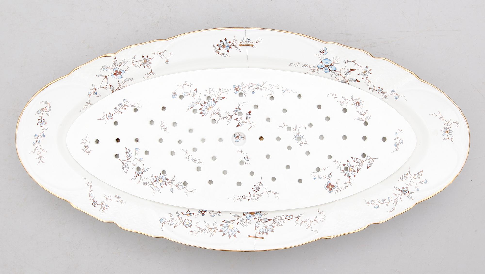 MATSERVIS, 61 delar, Stralsund, Rörstrand, sekelskiftet 1900.