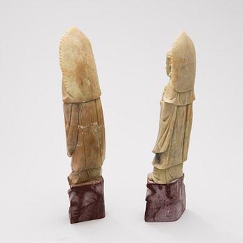 Five 20th Century Chinese soapstone figurines.