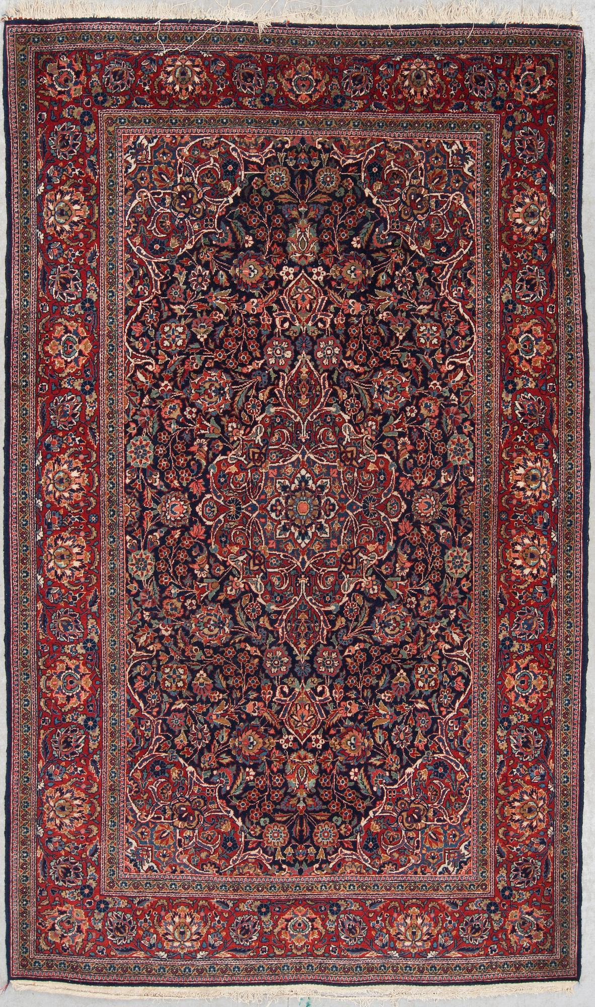 MATTA, semiantik, Keshan, ca 224 X 135 cm.