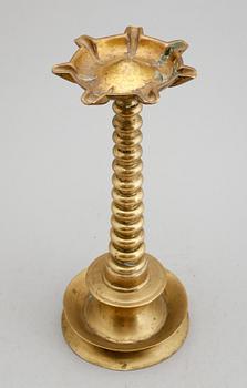 OLJELAMPA, mässibng, barockstil, antik.