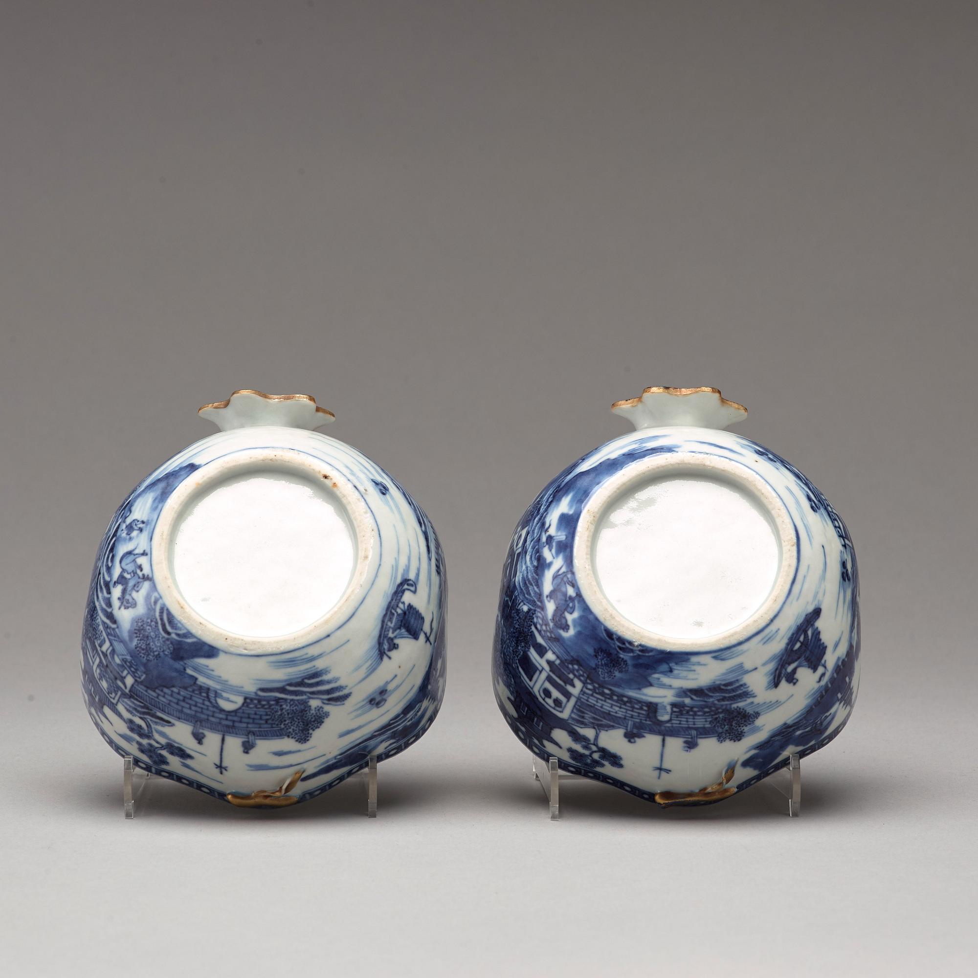 TERRINER med FAT, ett par, kompaniporslin. Qing dynastin, Qianlong (1736-95).