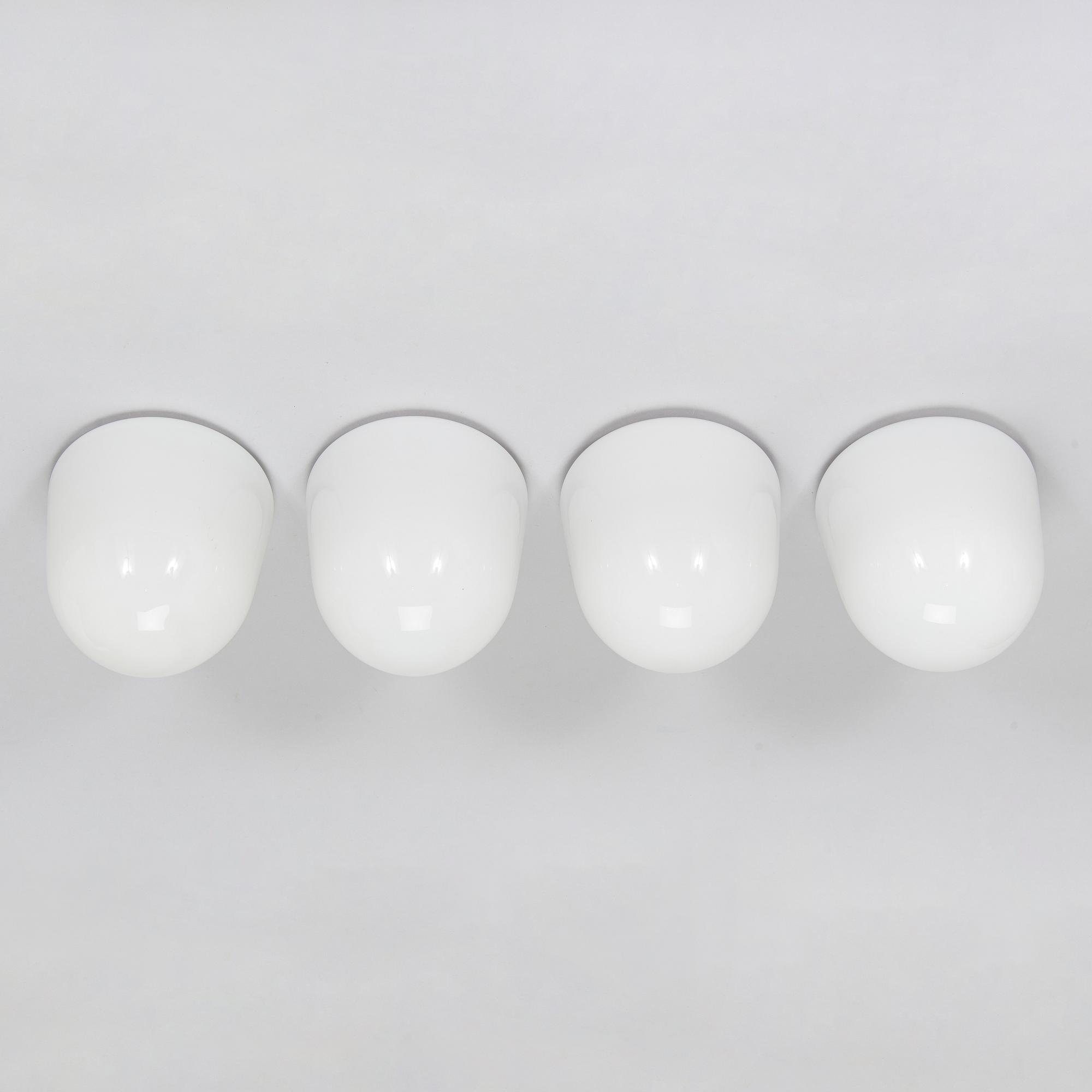 Paavo Tynell, taklampor, 4 st, modell 80112, Idman 1900-talets mitt.