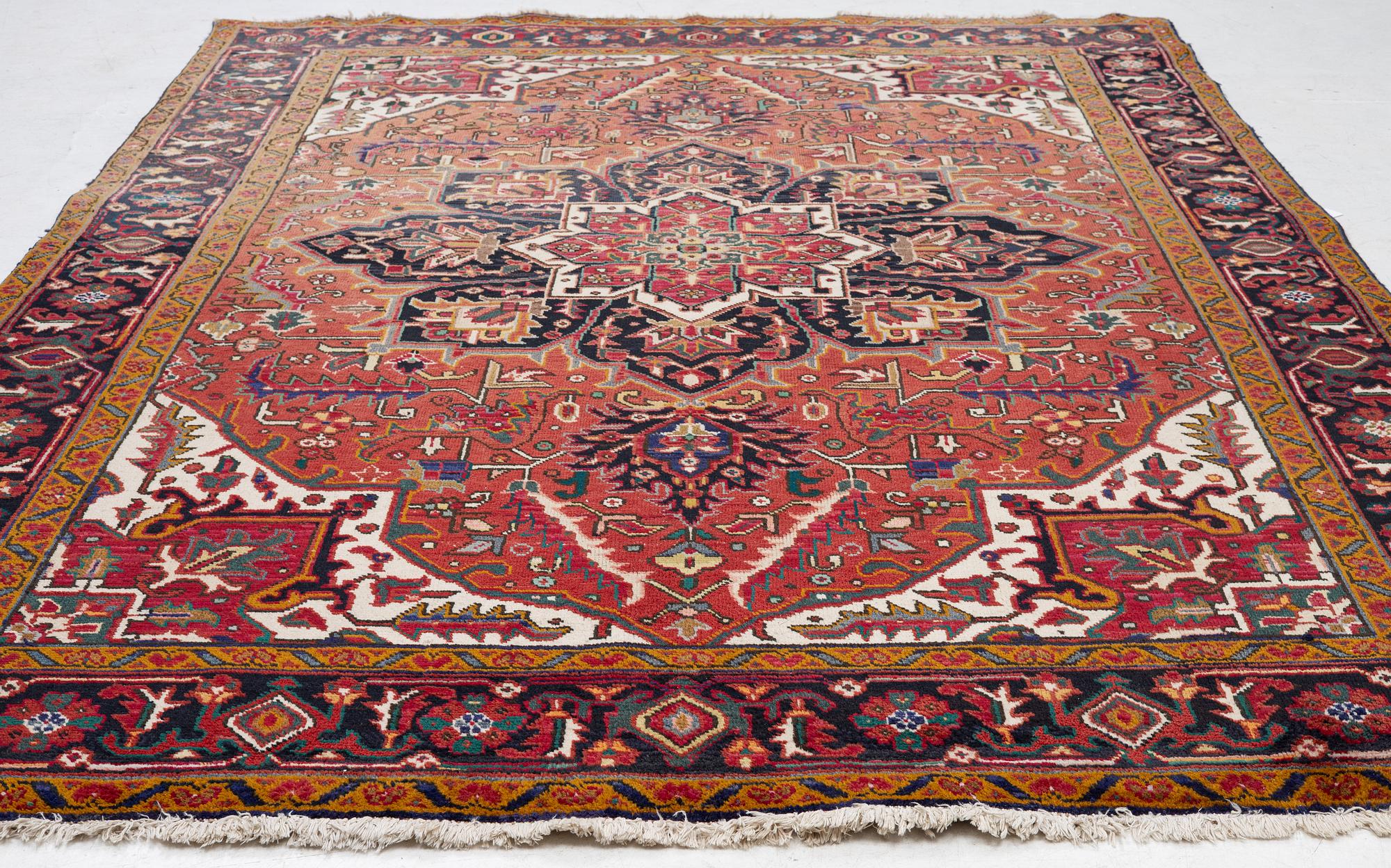 Matta, troligen Ahar, ca 340 x 245 cm.