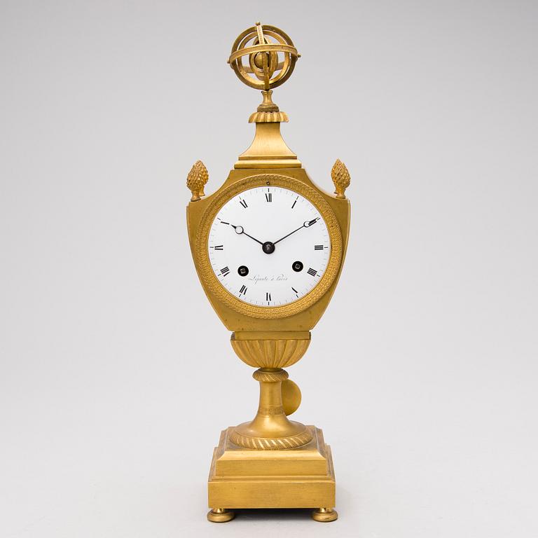 A ORMOLU CLOCK, Signed Lepaute á Paris, late 18th/early 19th century.