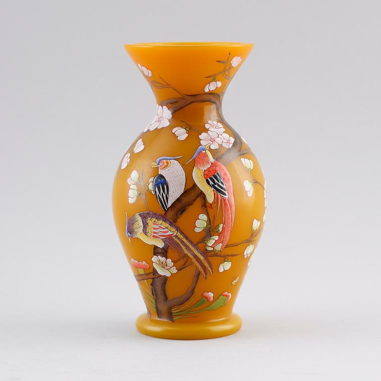 VAS, sk pekingglas, Kina, 1900-tal.