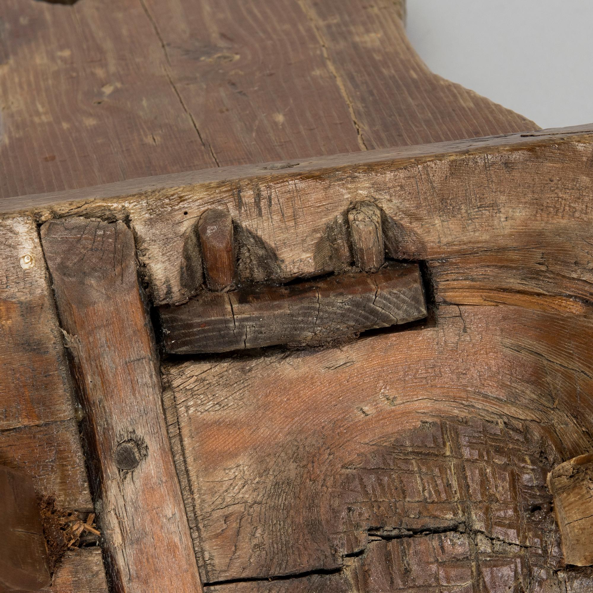 A folk art chair, 18th/19th century.