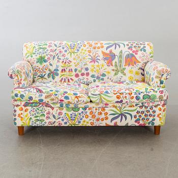 JOSEF FRANK, a model 678 sofa, Svenskt Tenn.