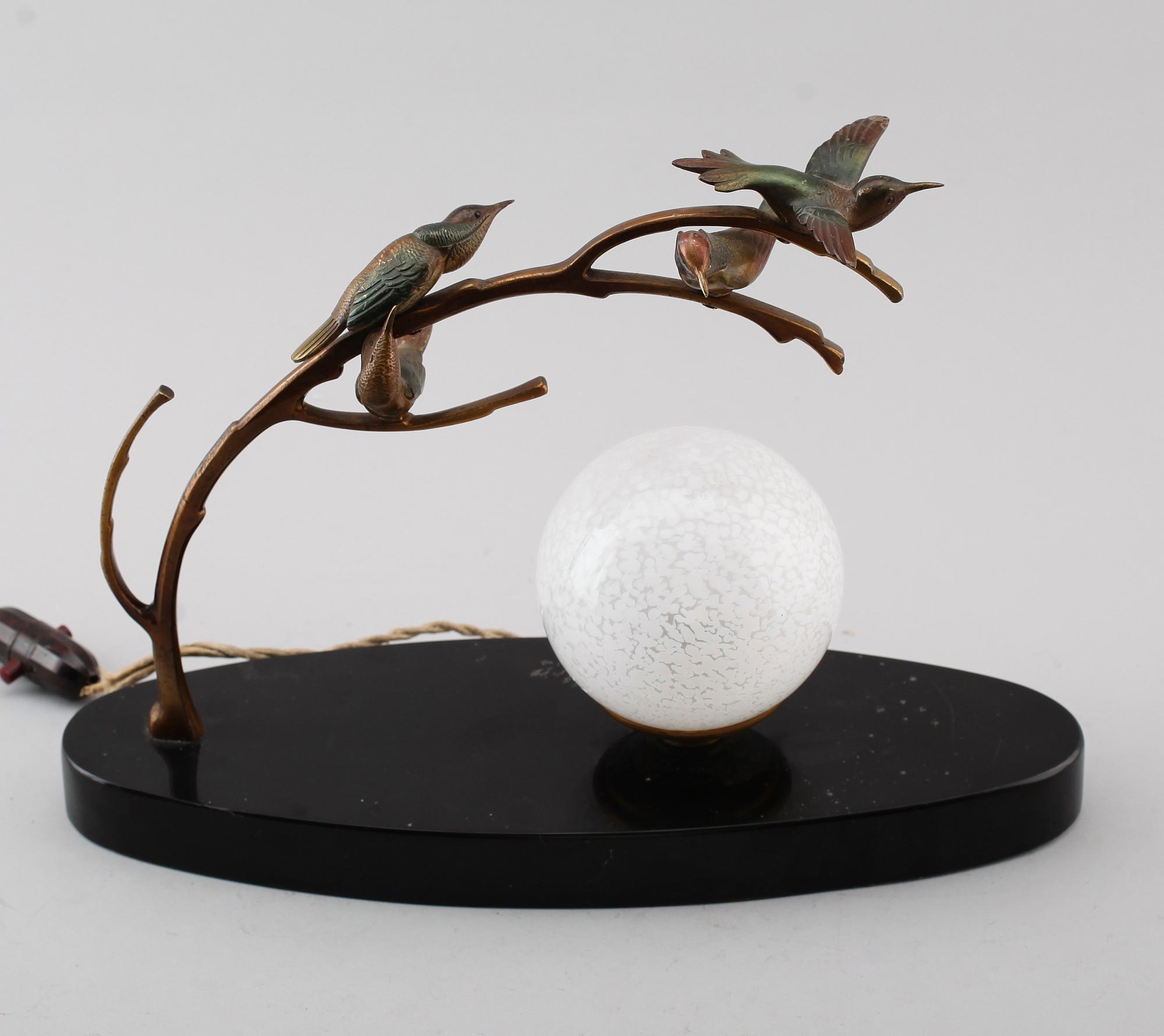 BORDSLAMPA, brons och sten, art déco, 1920-/30-tal.