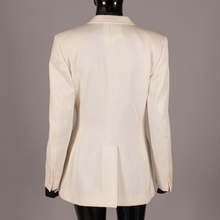 BLAZER, Chloé.
