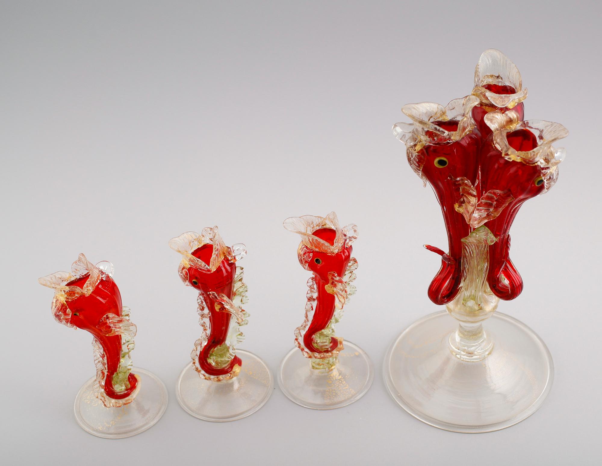 VASER, 4 st, glas, sannolikt Murano, Italien, 1900-talets första hälft.