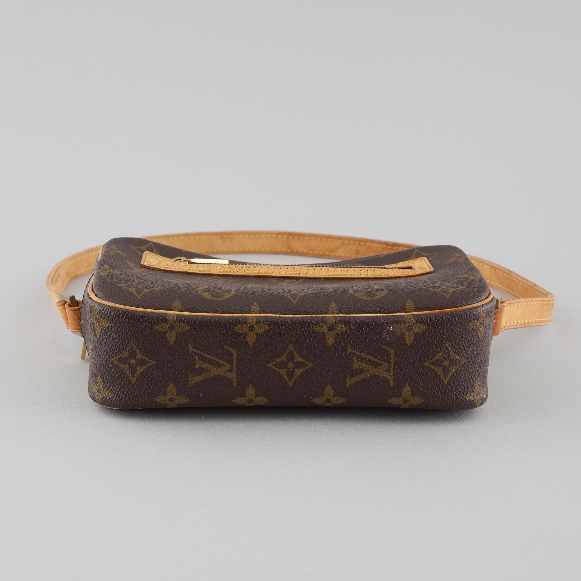 LOUIS VUITTON, a bag.