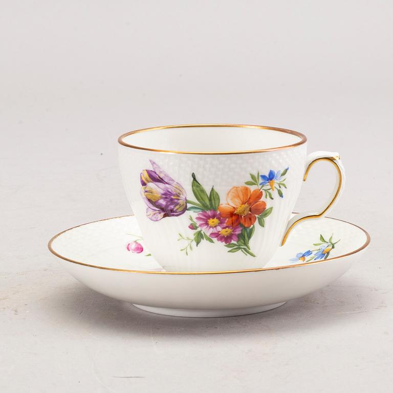 KAFFESERVIS, porslin, 12 delar,  "Sachsisk Blomst"Royal Copenhagen.