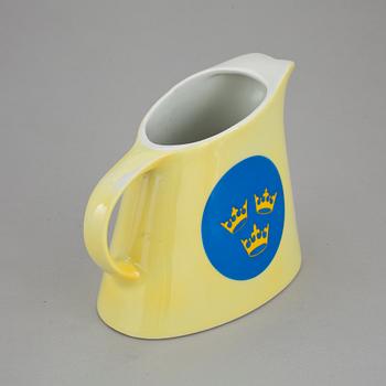 ISVATTENKANNA, porslin, "Svenska Amerika Linjen", omkring 1900-talets mitt.