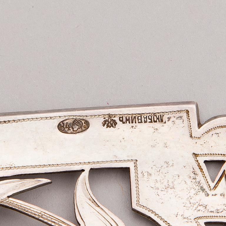 Russian silver fish serving cutlery, 2 pcs, mark of A. B. Ljubavin and P. Silvennoinen, Saint Petersburg, around 1900.