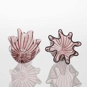 VASER, 2 st, glas, "Fazzoletto", Venini Murano, Italien.
