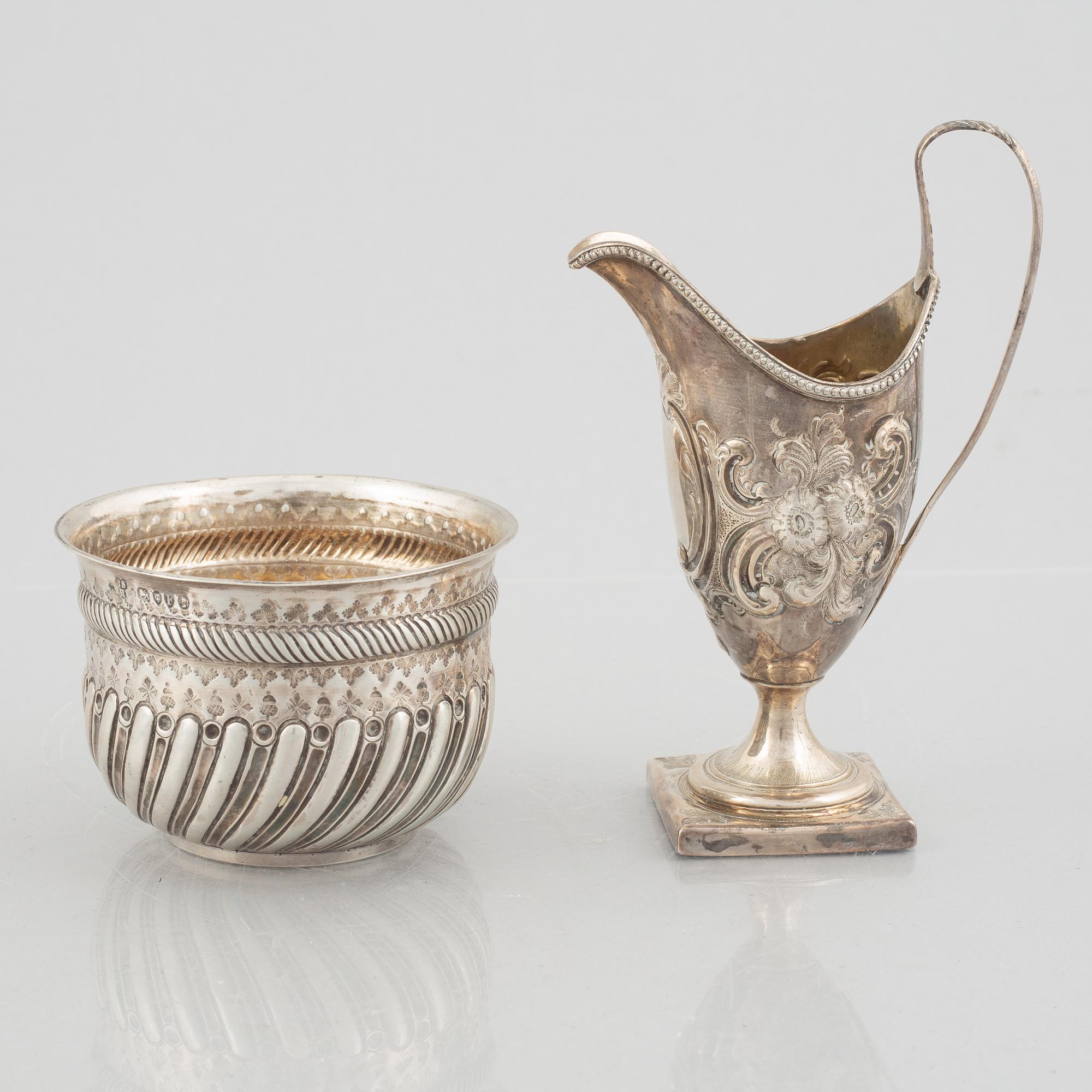 Bowl and cream jug, silver, London, England 18-19th Century.