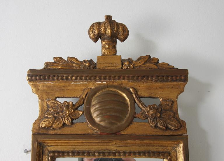 SPEGEL, gustaviansk, 1700-talets slut.