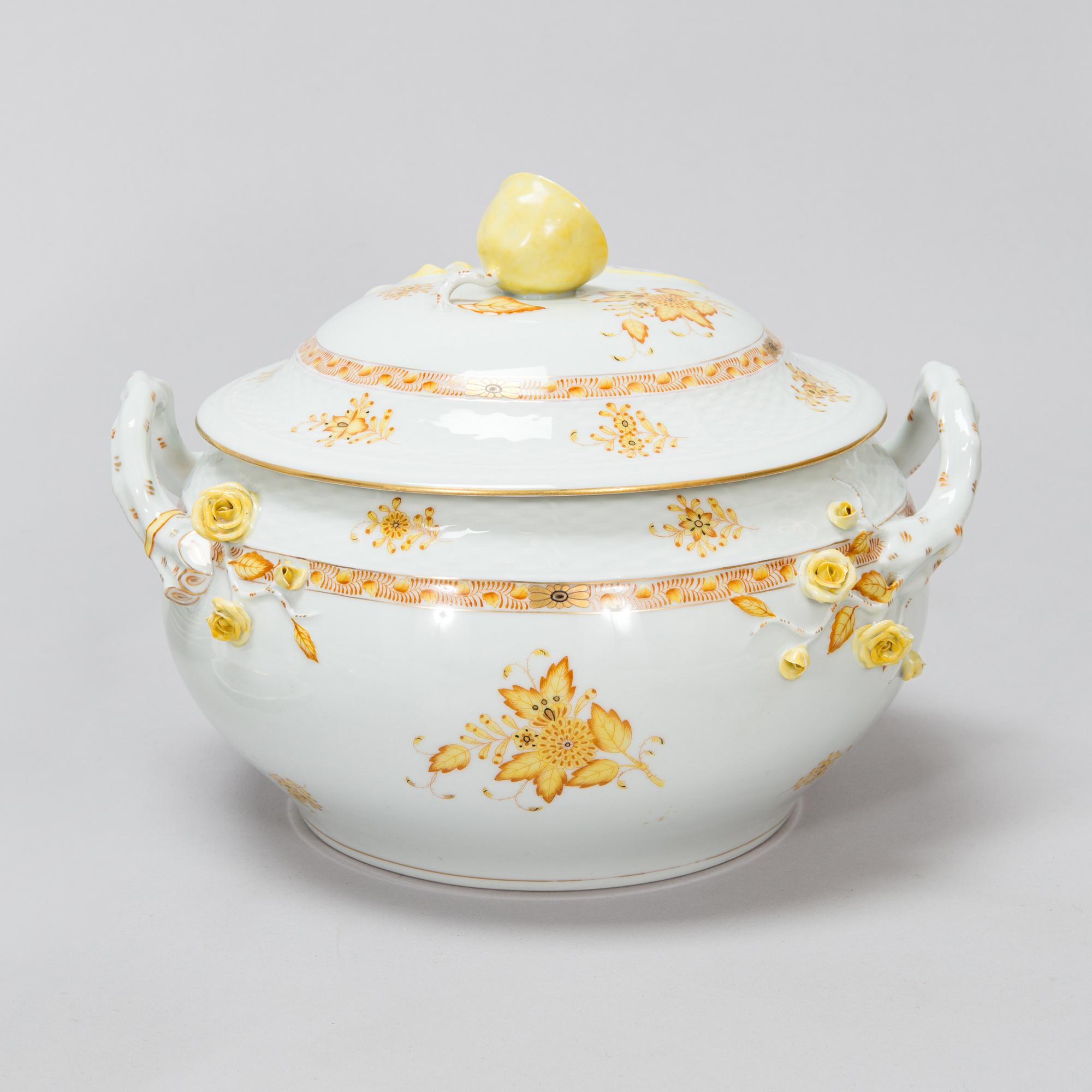 Herend, matservis, 121 delar, Apponyi Yellow / Chinese Bouquet, porslin, Ungern.