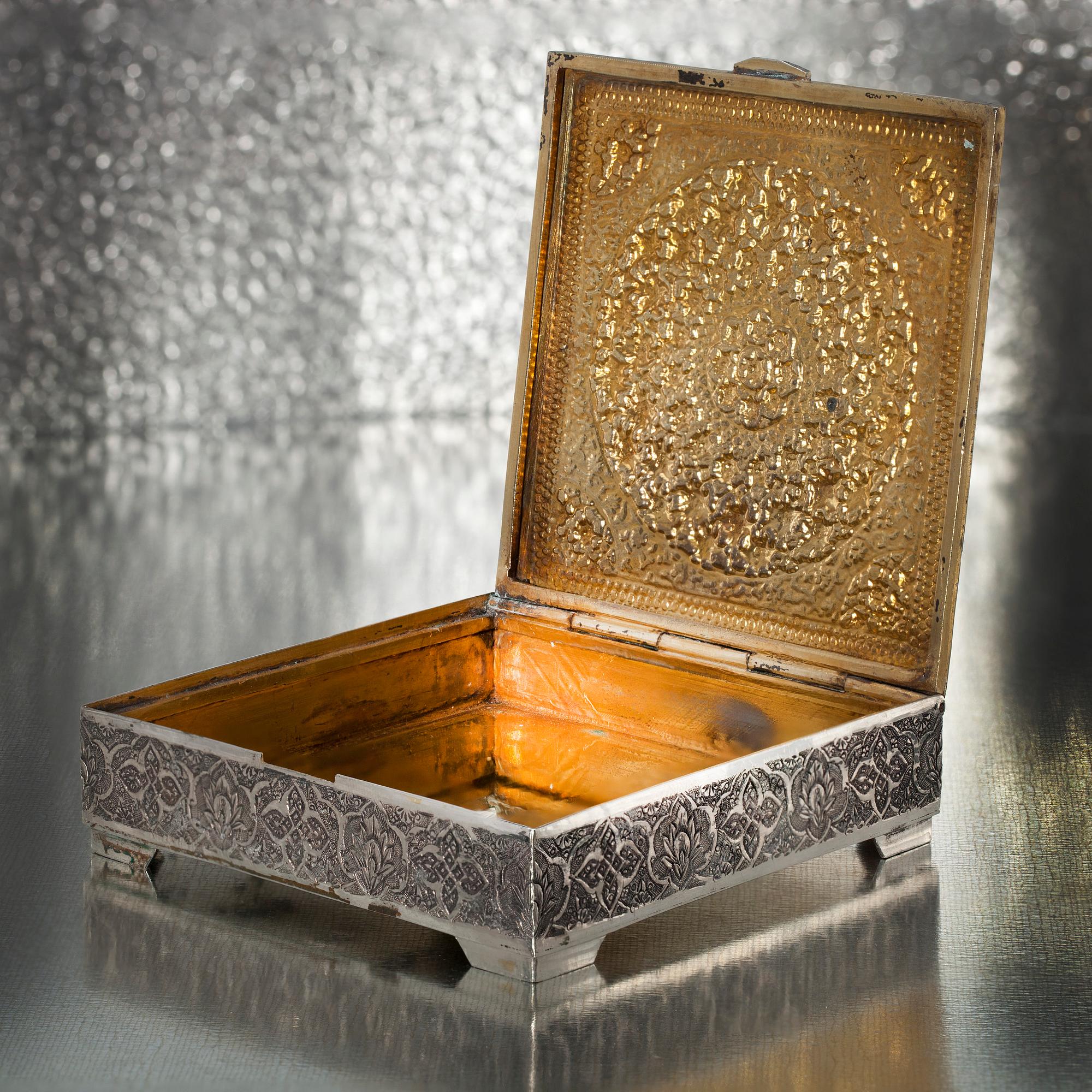 SKRIN, silver, Kaukasien, stämplad "84". 1900-talets mitt. Vikt 196 g.