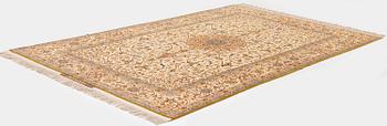 Matta, semiantik Isfahan, centrala Persien, part silk, signerad Sarraf Mamoury, ca 315 x 193 cm.