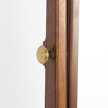An english style floor mirror, second half of the 20th century.